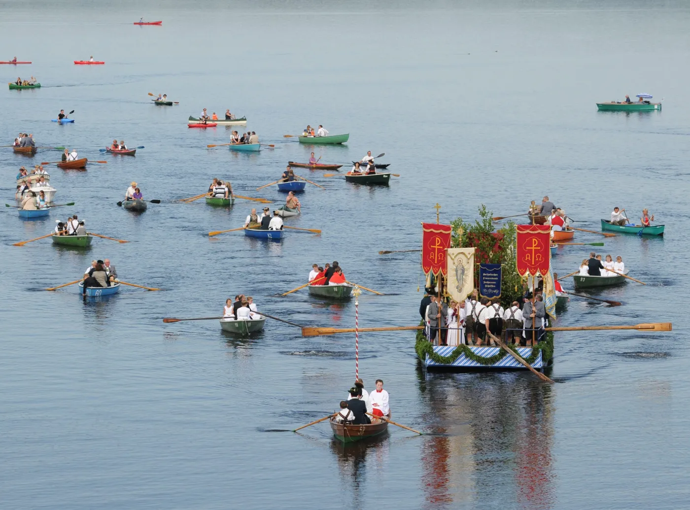 3615150-boze-cialo-procesja.jpg