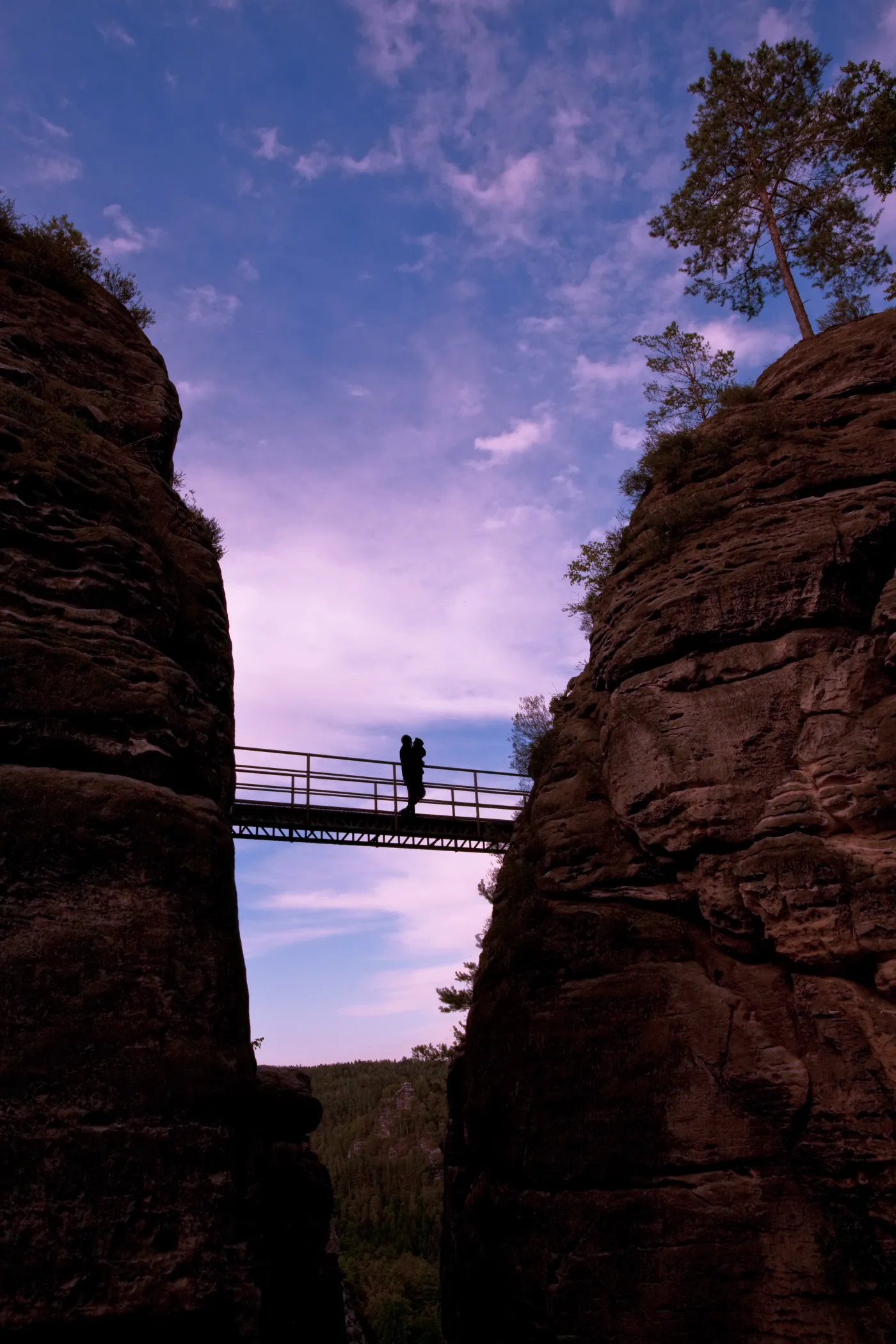 4098858-kamienny-most-bastei.jpg