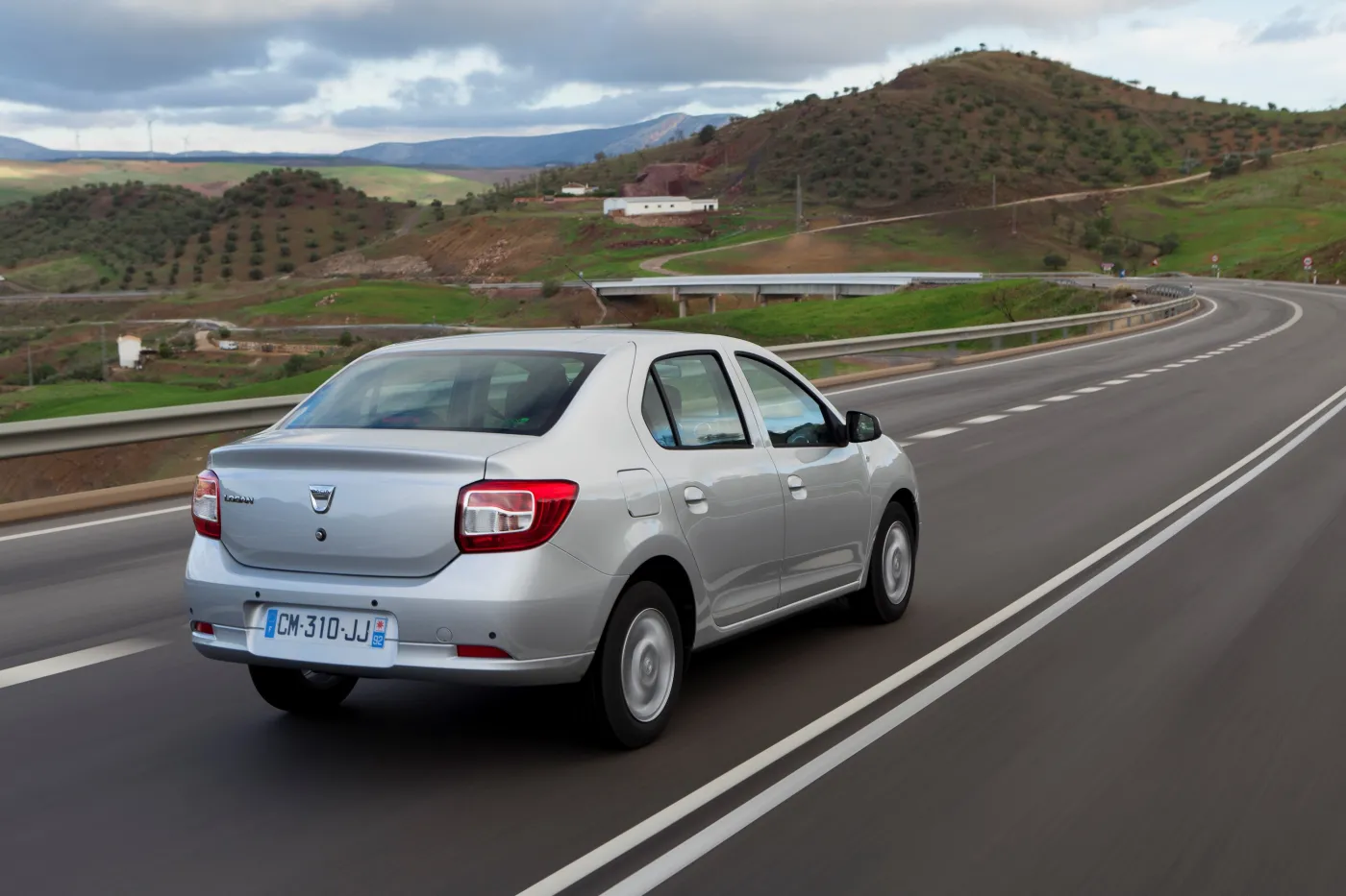 4608708-dacia-43711-global-en.jpg