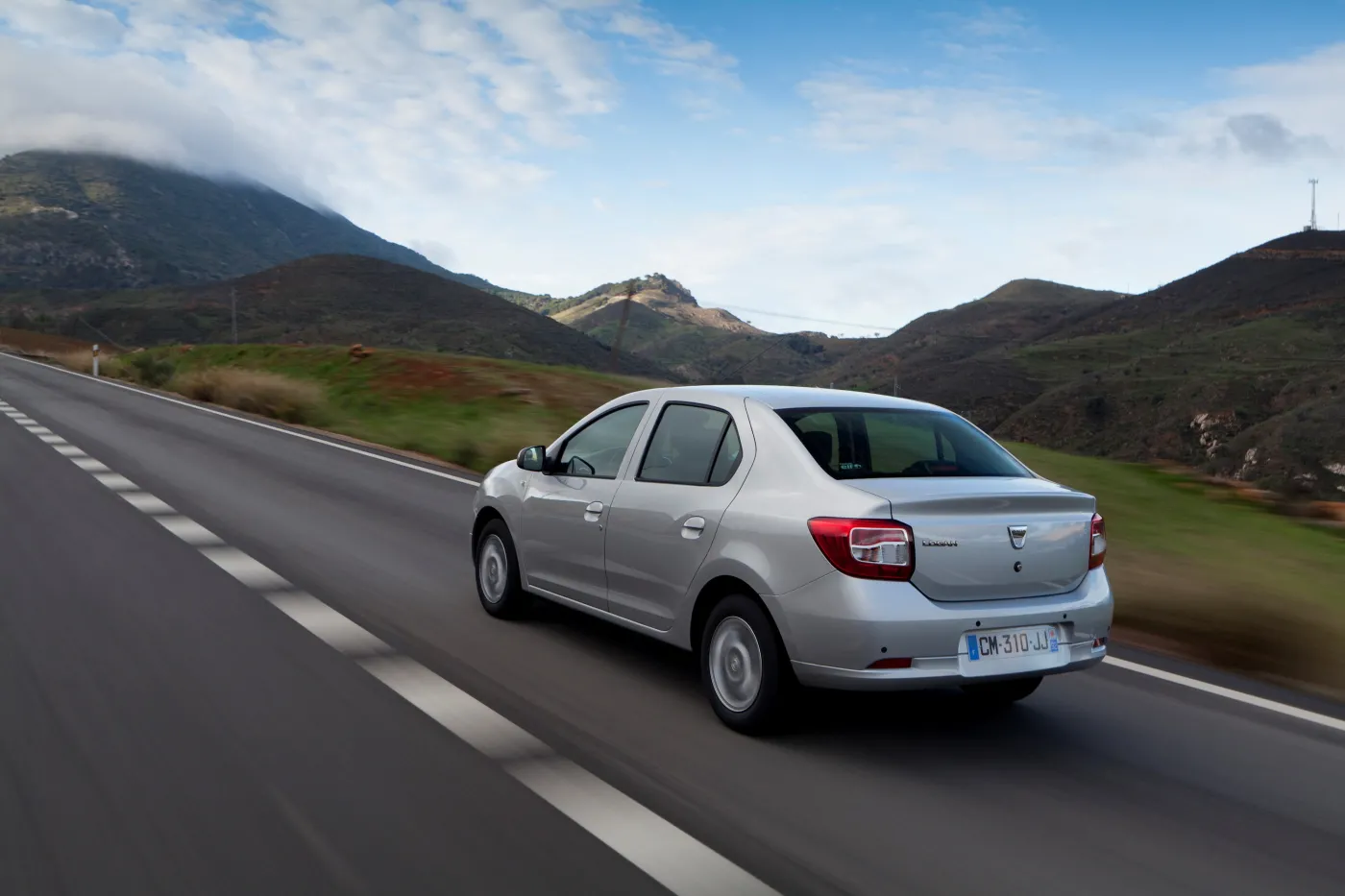 4608737-dacia-43713-global-en.jpg