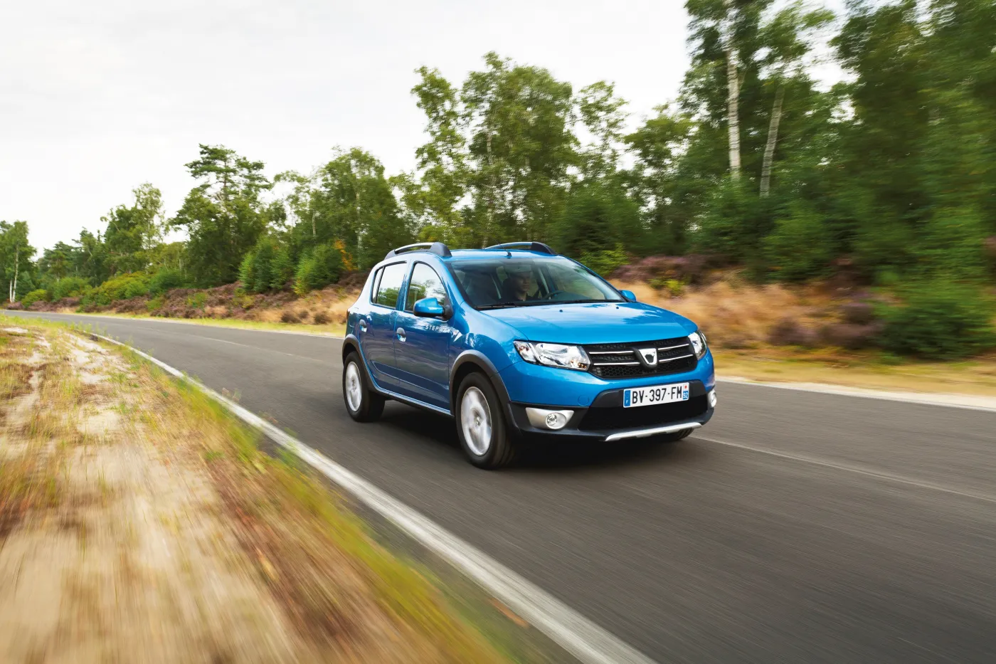 4288839-dacia-33726-global-en.jpg