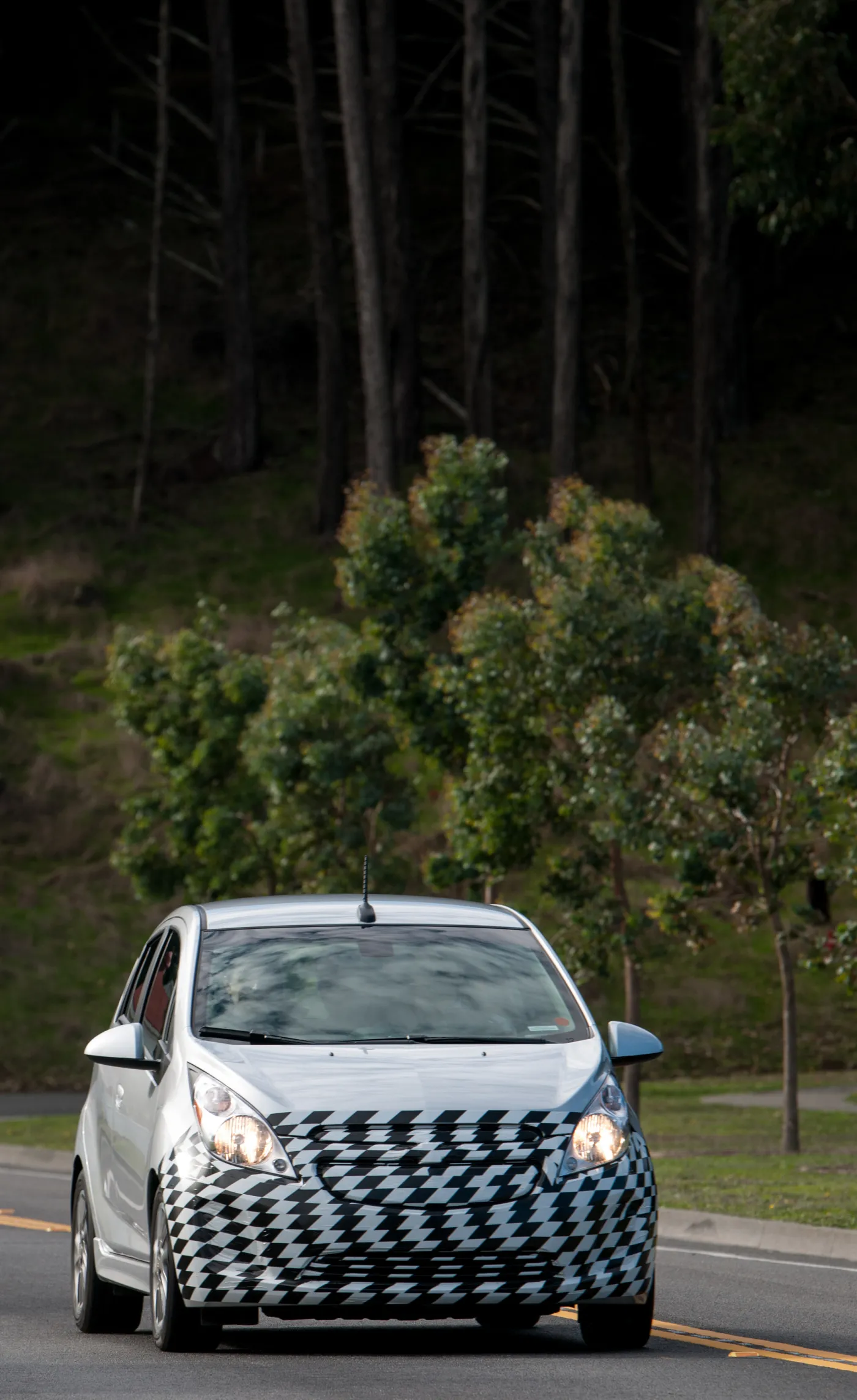 4322984-chevysparkevdrive08.jpg