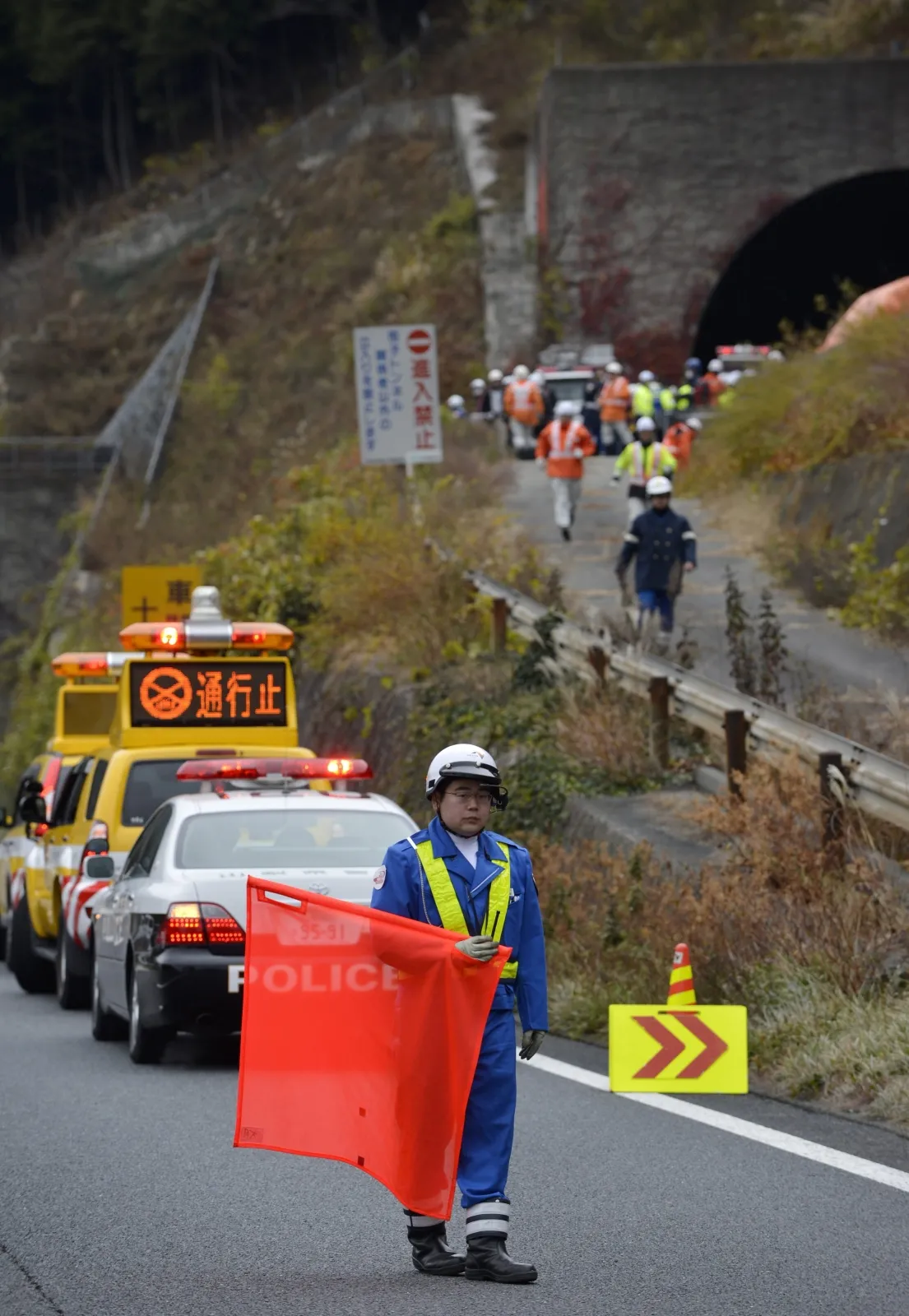 4346255-tunel-japonia-wypadek.jpg