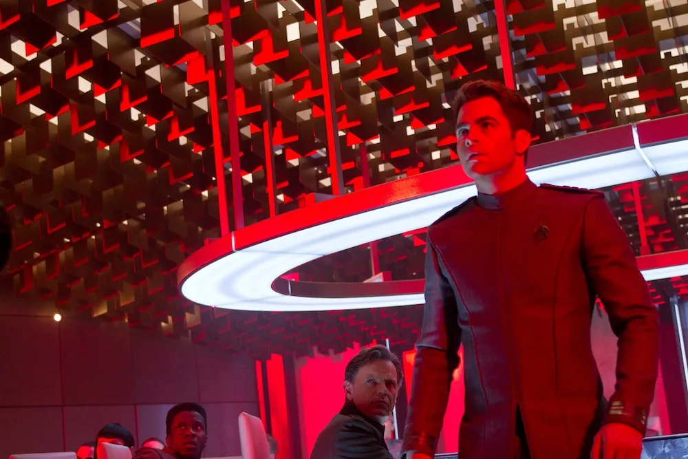 "W ciemność Star Trek" - najbardziej oczekiwana premiera sezonu?