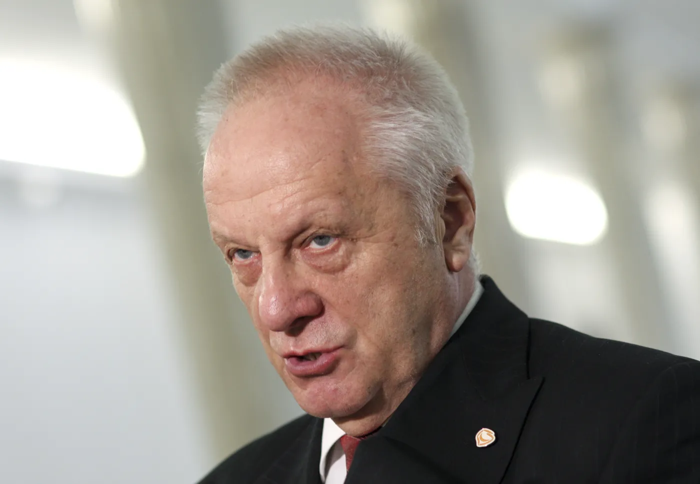Niesiołowski: Przegraliśmy przez wściekłą kampanię w kościołach