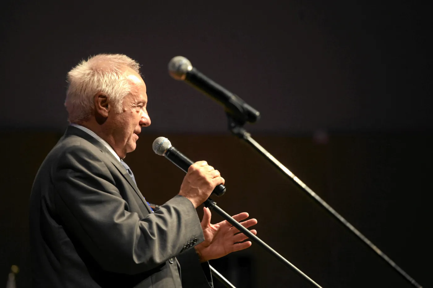 4988618-stefan-niesiolowski.jpg