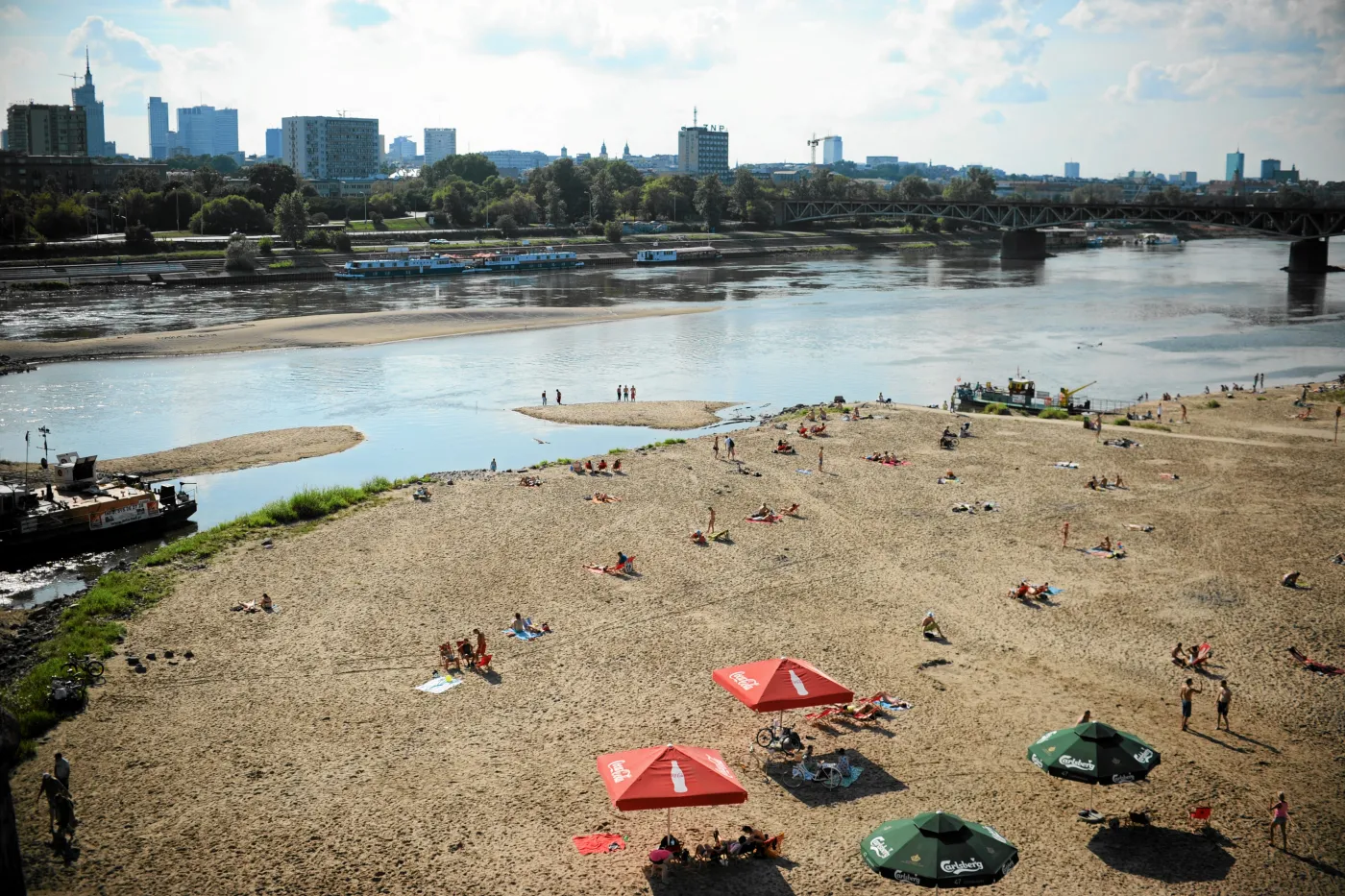 5038465-plaza-wisla-warszawa.jpg