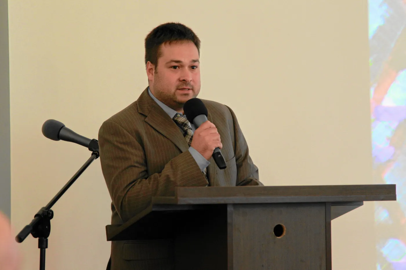 4675014-dr-andrzej-ossowski.jpg