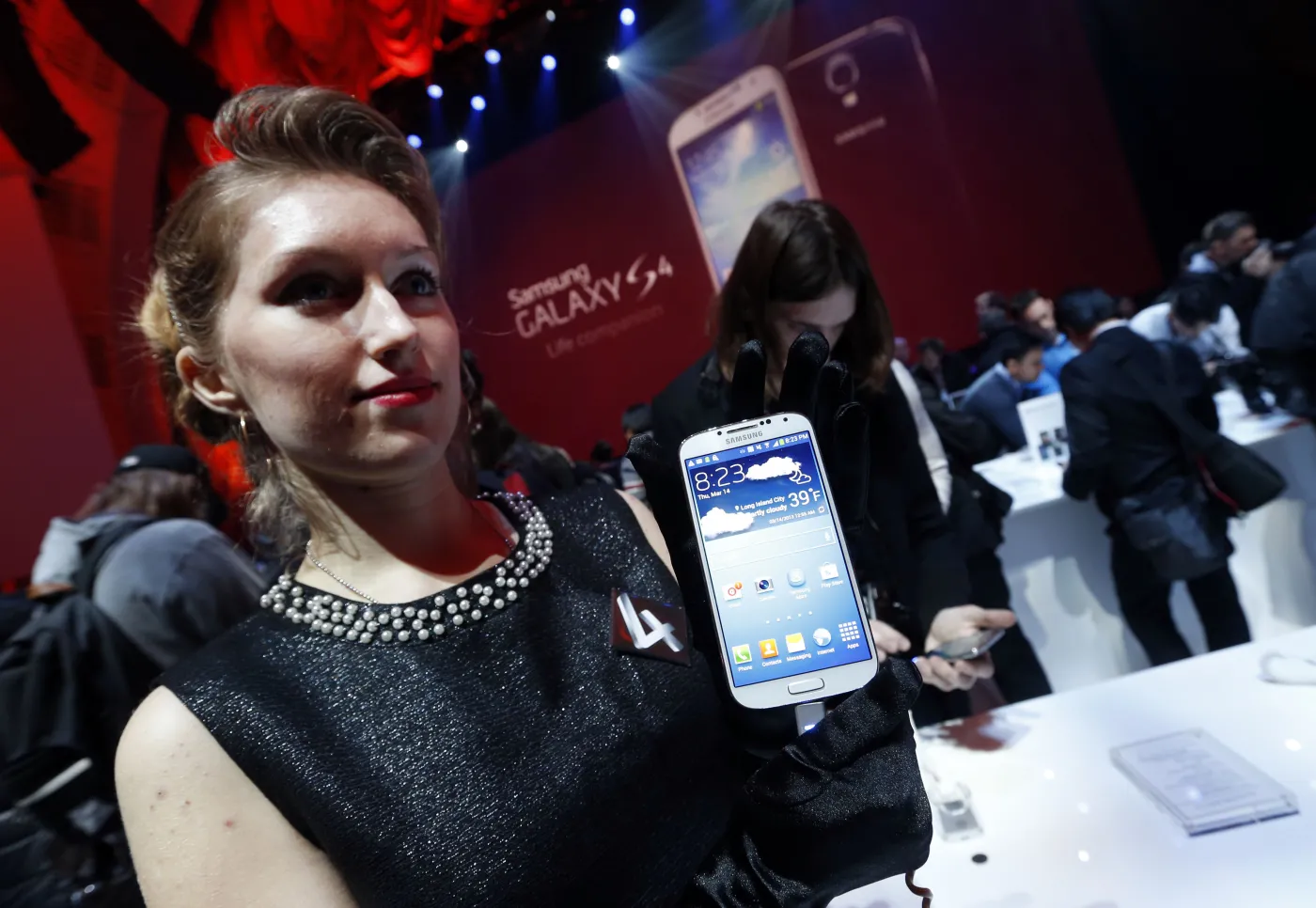 4733270-premiera-galaxy-siv.jpg