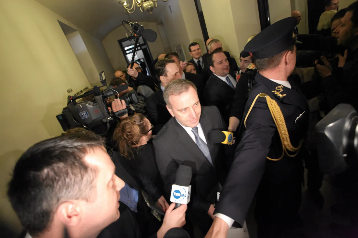 4758411-przepychanka-w-sejmie.jpg