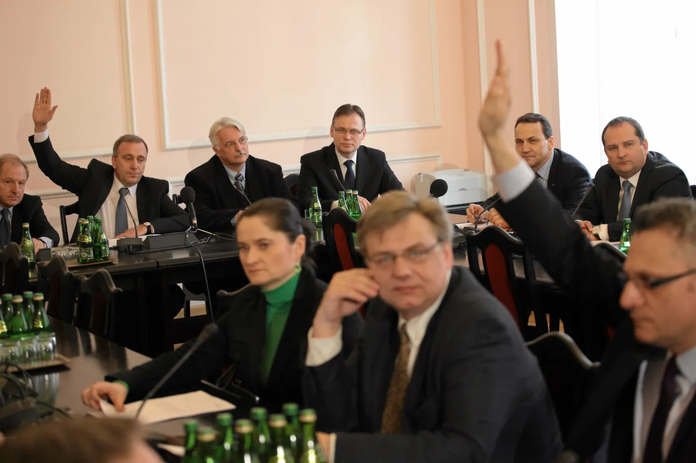 4758527-przepychanka-w-sejmie.jpg