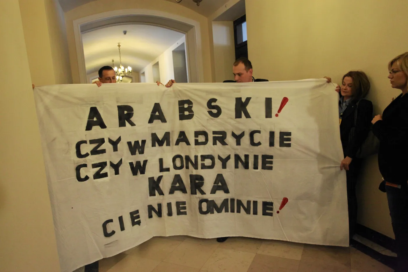 4758353-przepychanka-w-sejmie.jpg