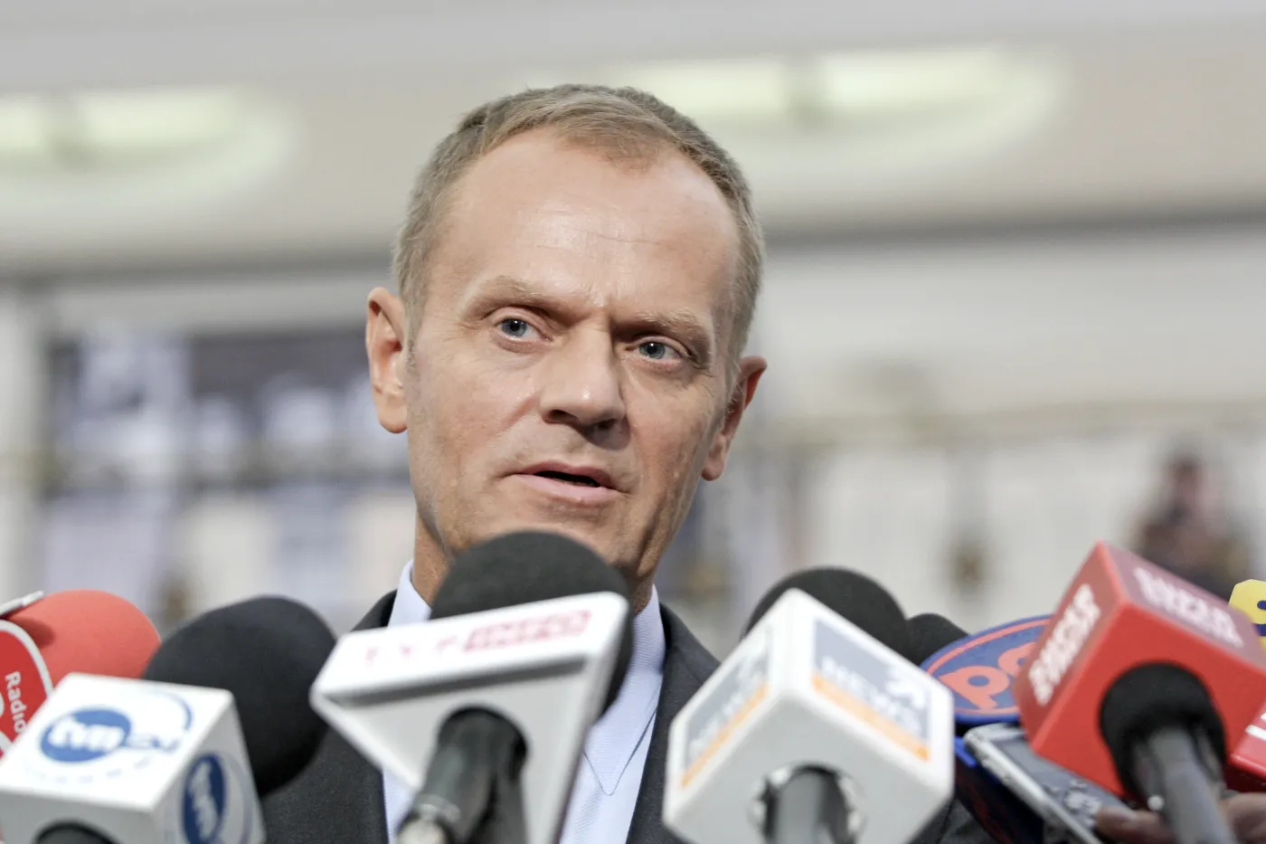 Niemiecka gazeta krytykuje Tuska. "Opuszczone rękawice..."