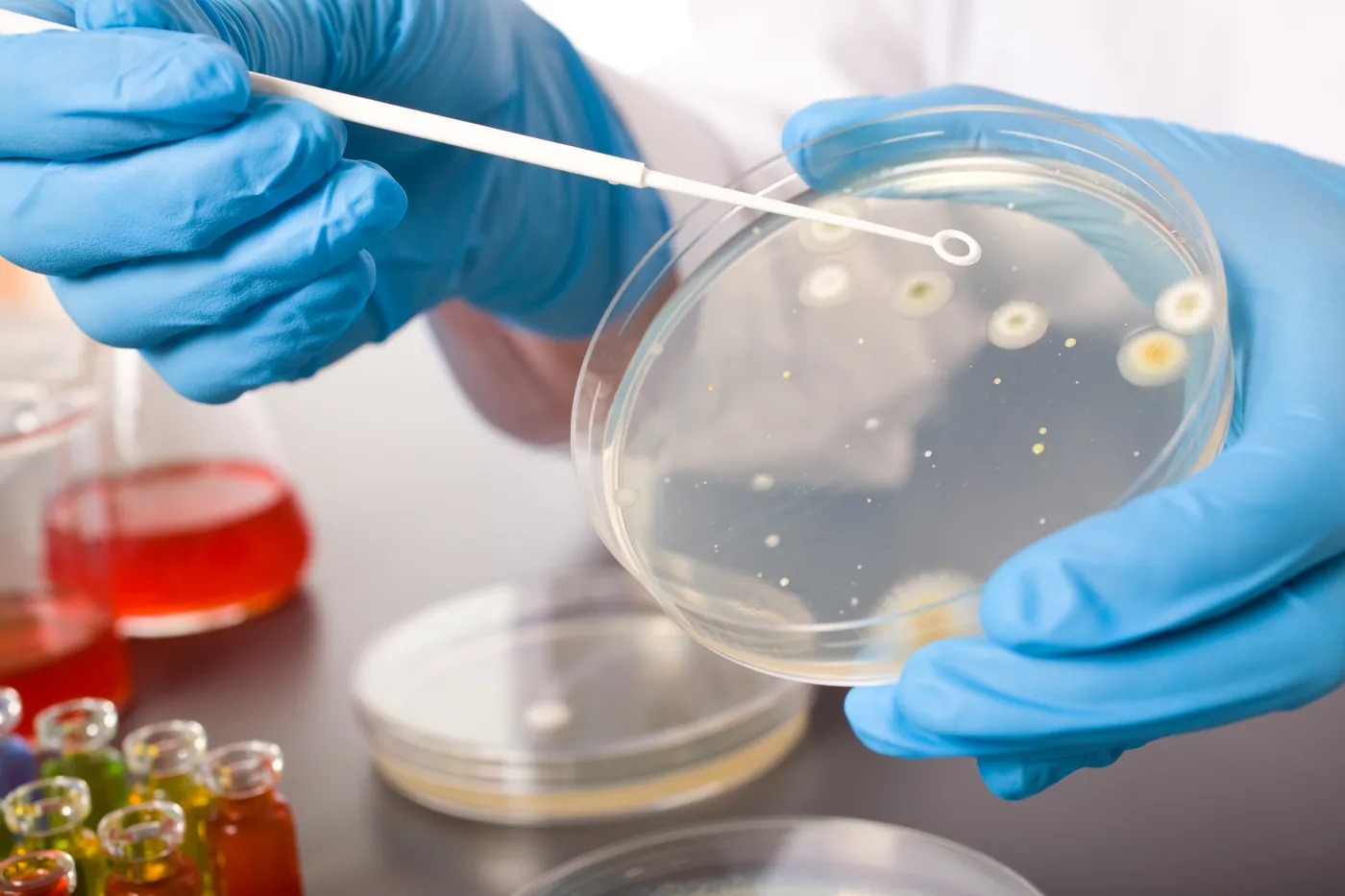Jest ryzyko globalnej epidemii? Eksperci ostrzegają