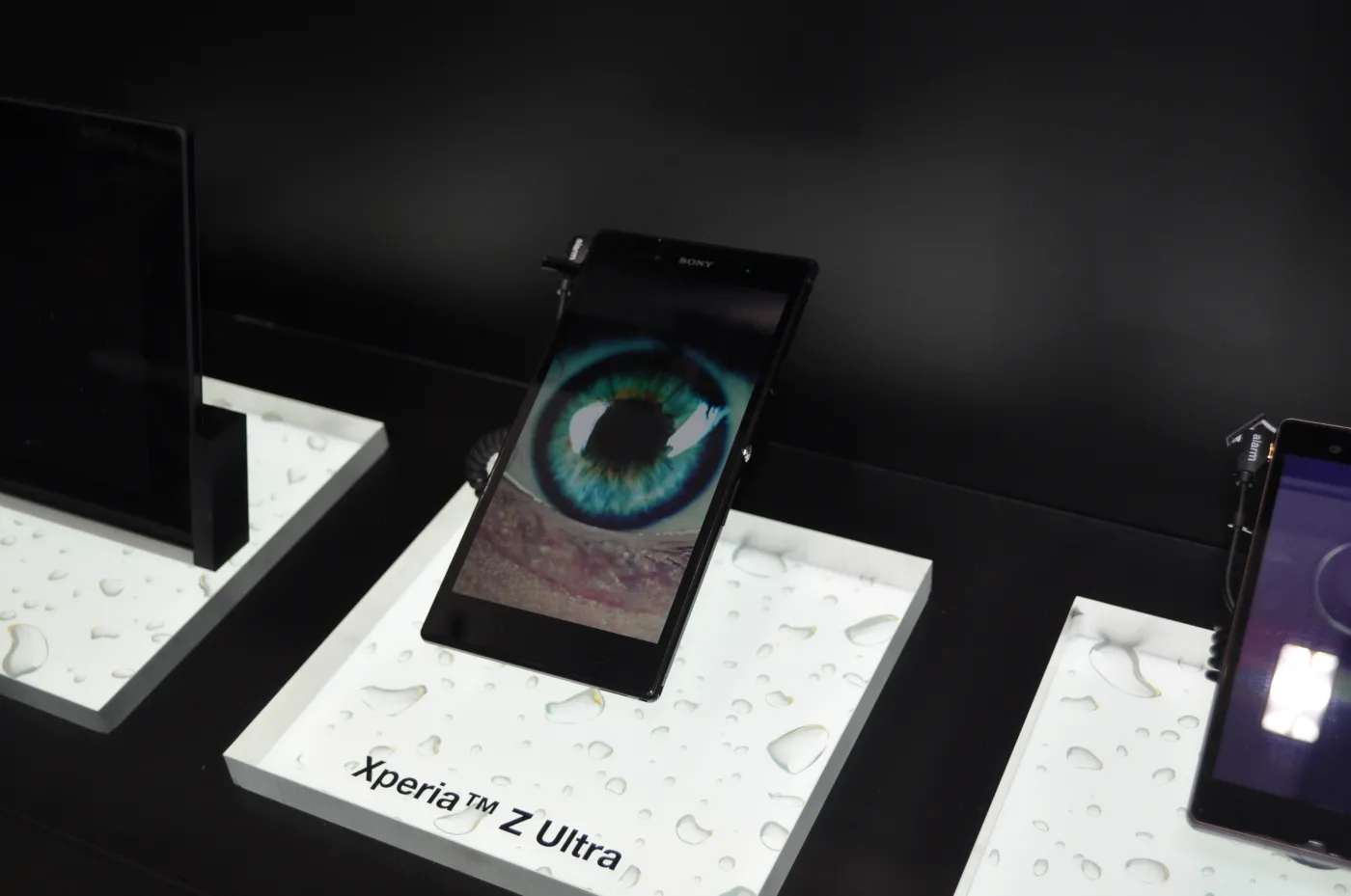 5389259-sony-xperia-z-ultra.jpg