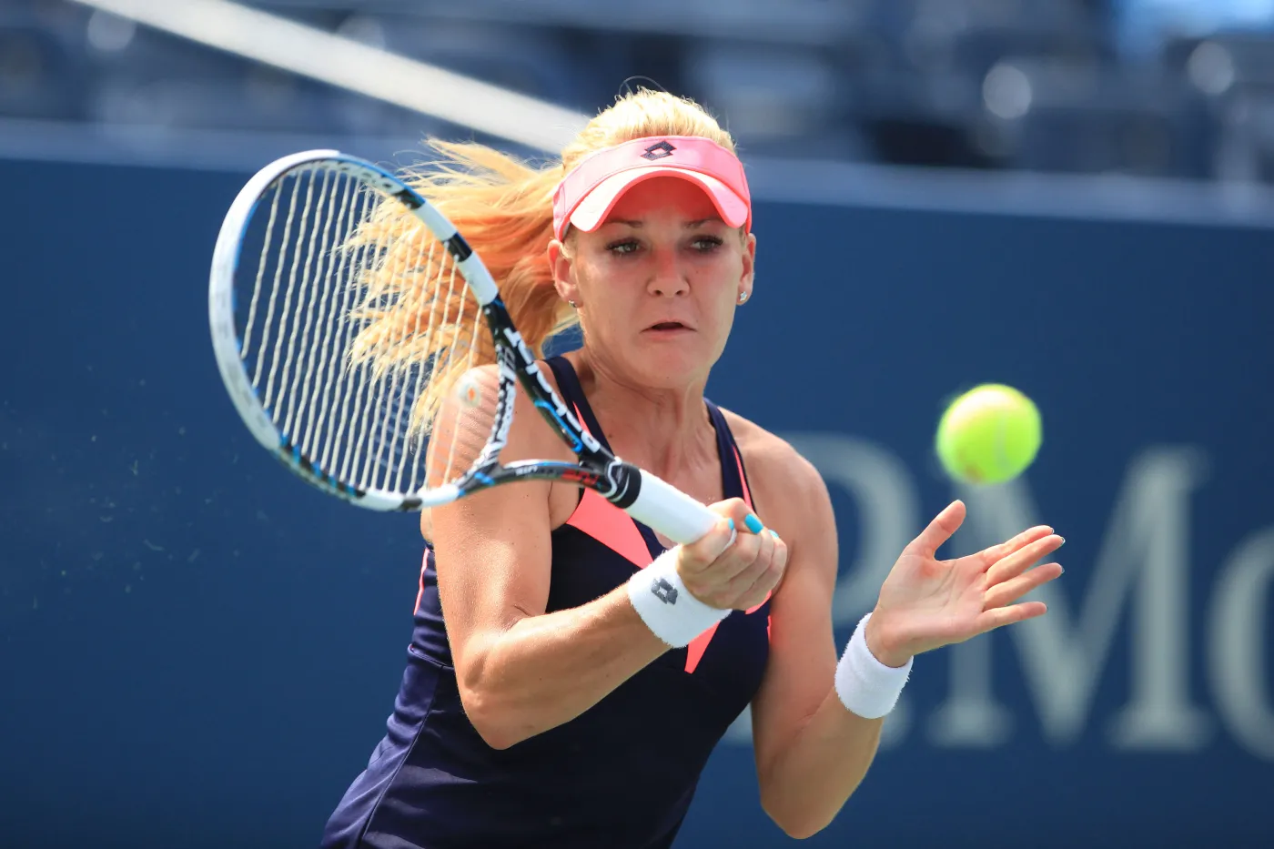 Radwańska przegrała z Kerber i odpadła w Tokio
