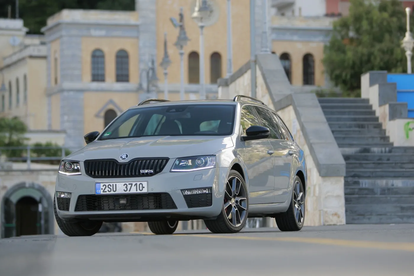 5467847-skoda-octavia-rs-test.jpg