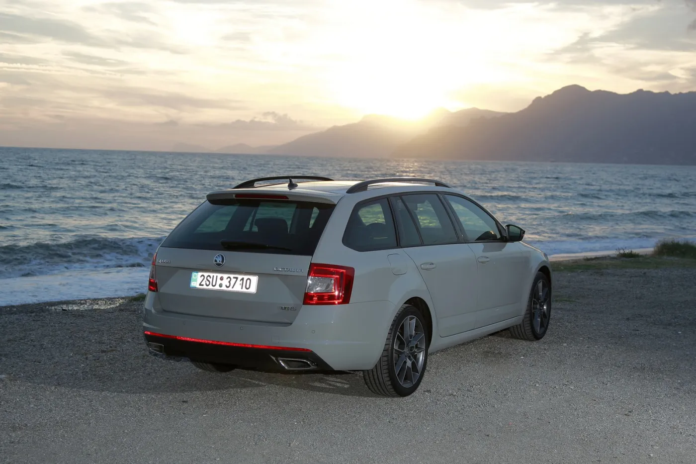 5468538-skoda-octavia-rs-test.jpg