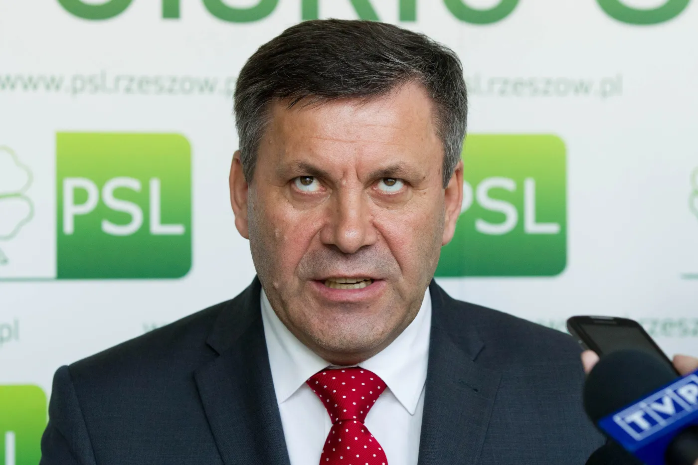 Czarne chmury nad Piechocińskim. Tusk i Miller zawarli układ?