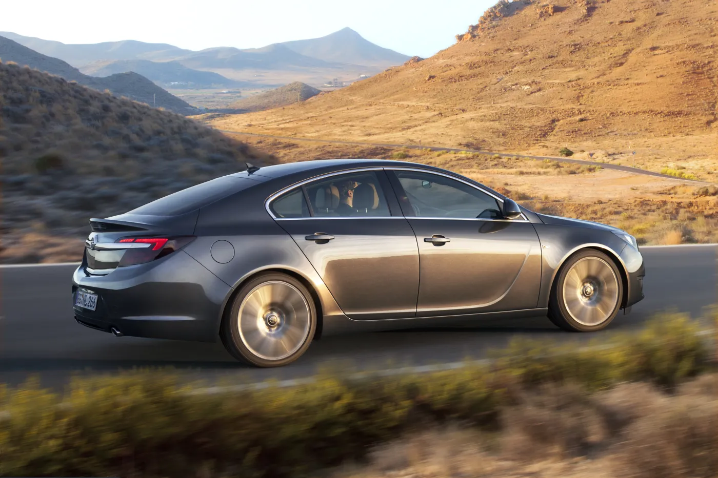 5073910-opel-insignia-286331.jpg