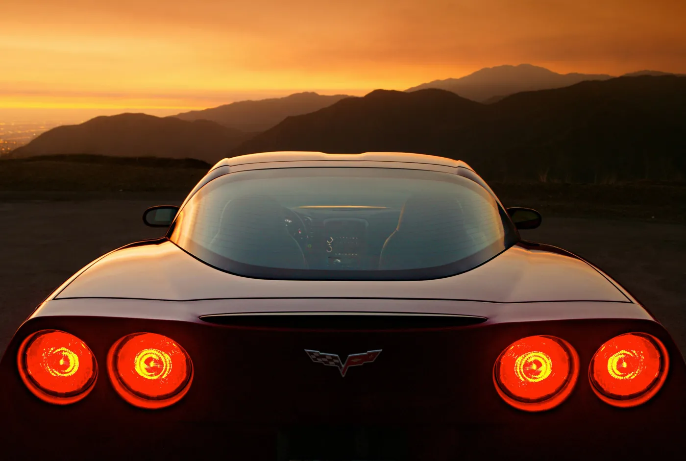 5140695-2005-corvette-75225.jpg
