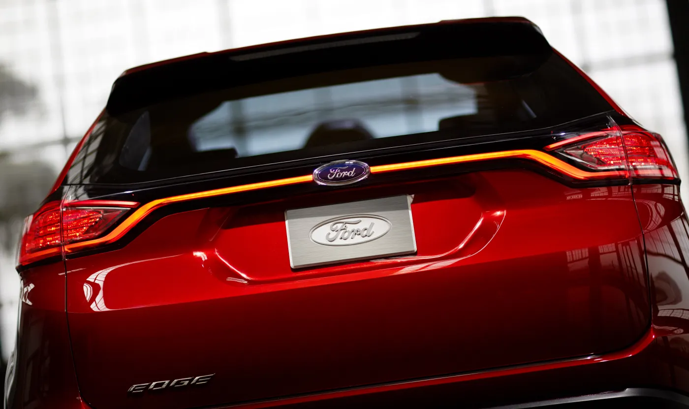 5668607-fordedgeconcept-19-hr.jpg