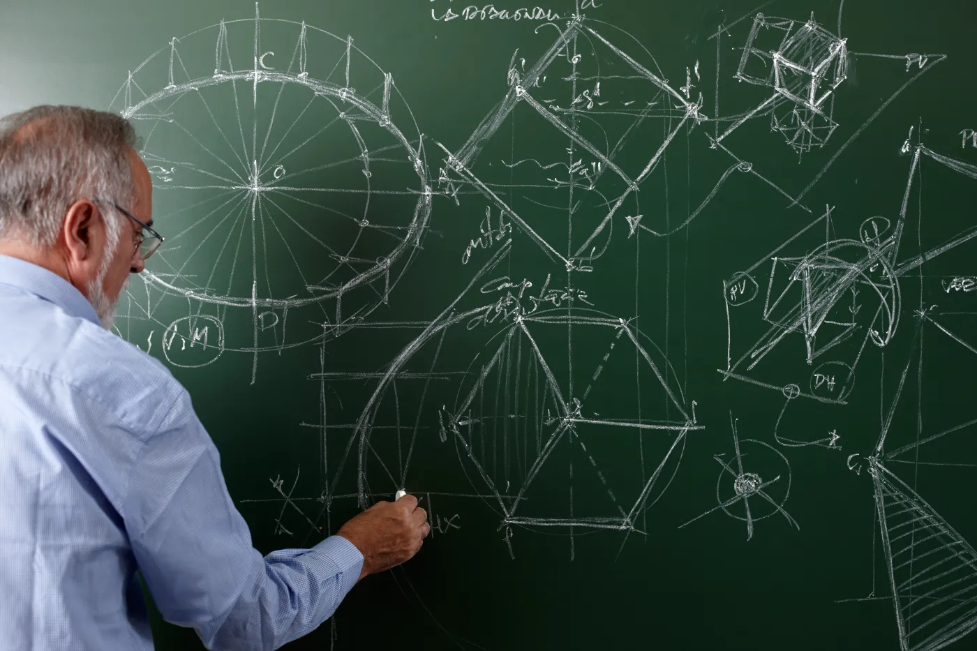 5677765-profesor-wykladowca.jpg