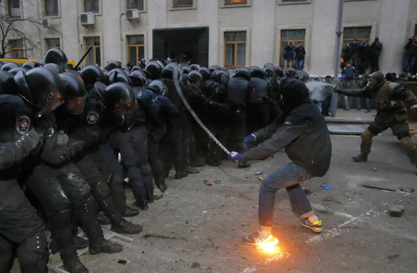 5691960-protesty-na-ukrainie.jpg