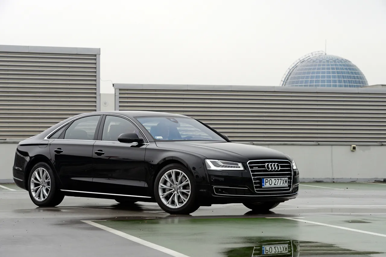 5766483-audi-a8-tdi-2013-16.jpg