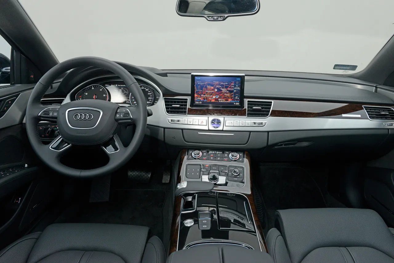 5766512-audi-a8-tdi-2013-22.jpg