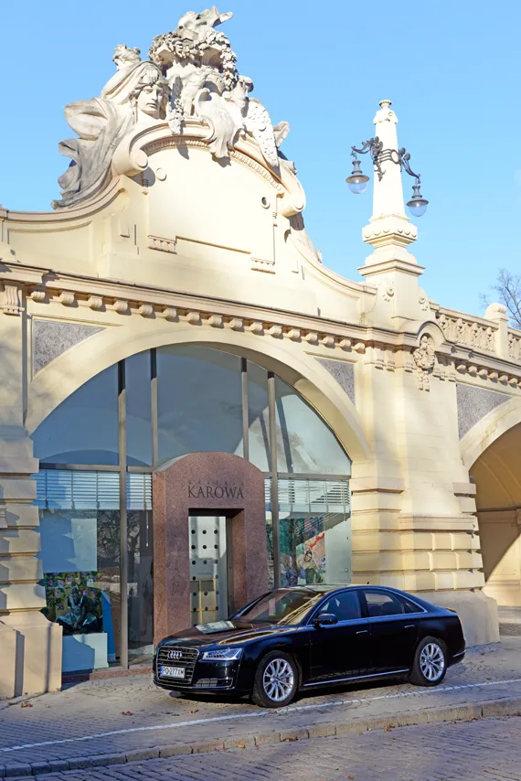 5766570-audi-a8-tdi-2013-33.jpg