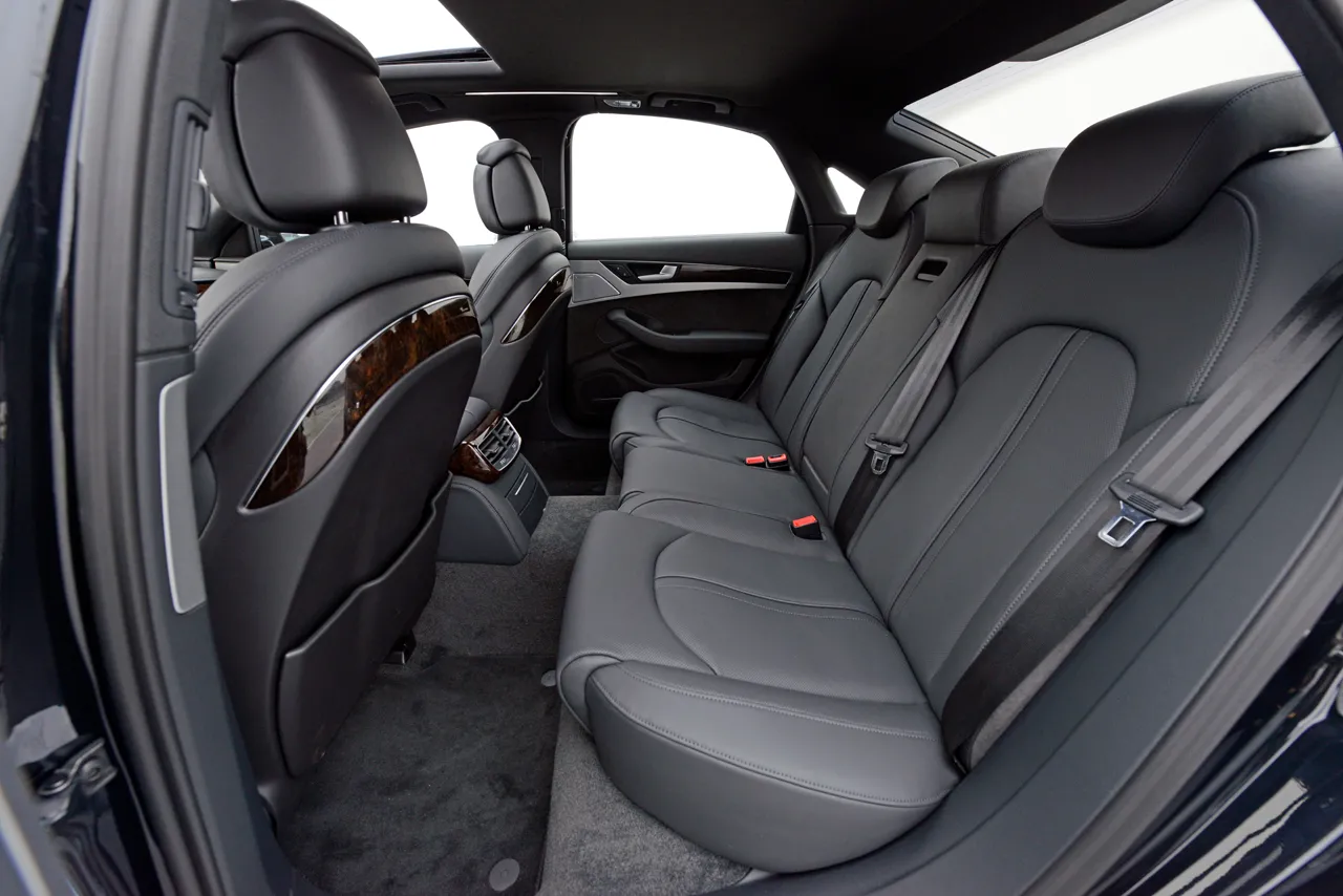5766253-audi-a8-tdi-2013-29.jpg