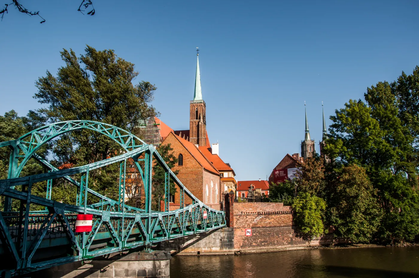 5777130-ostrow-tumski-wroclaw.jpg