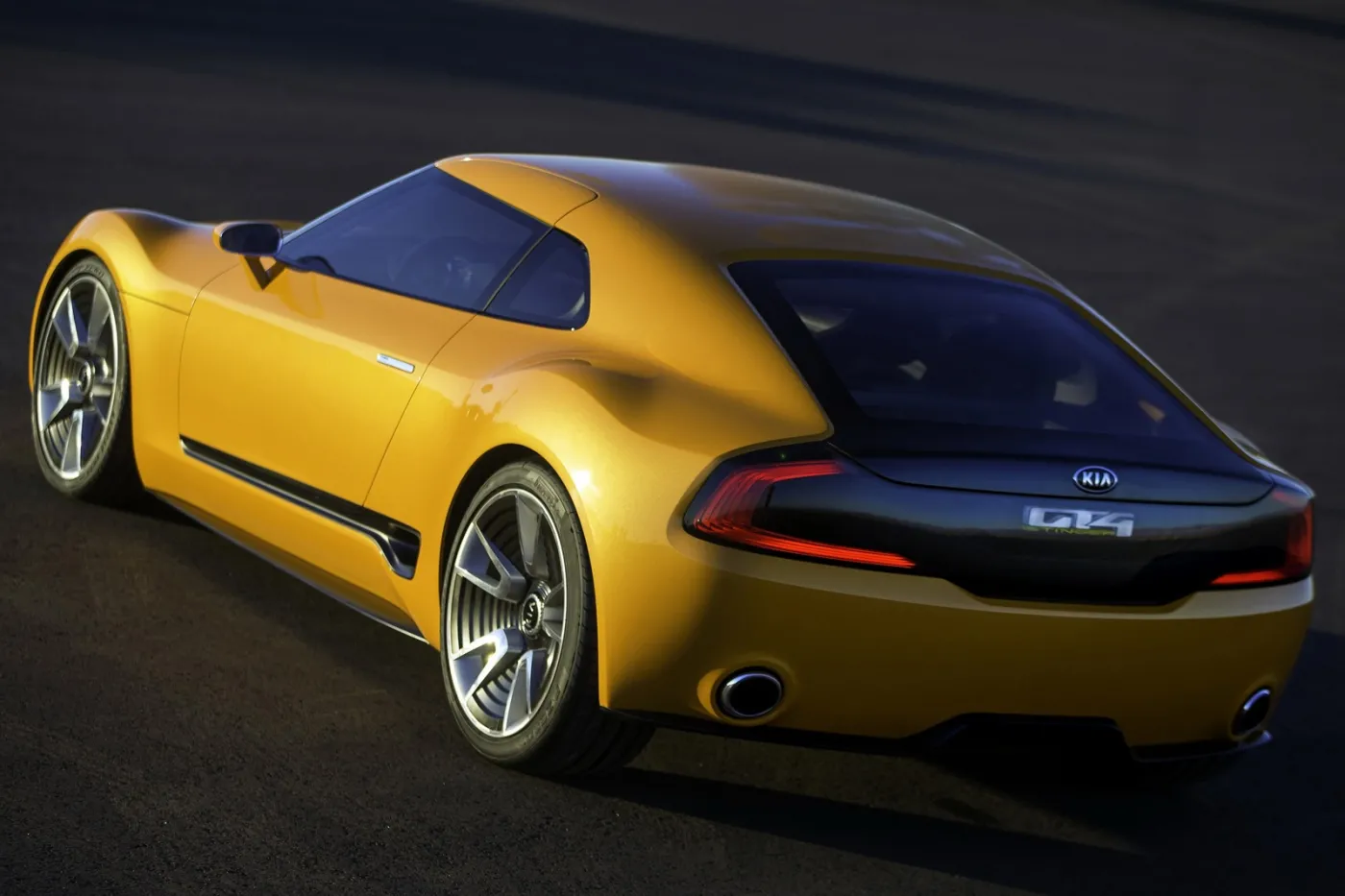 5827033-kia-gt4-stinger-3-3.jpg