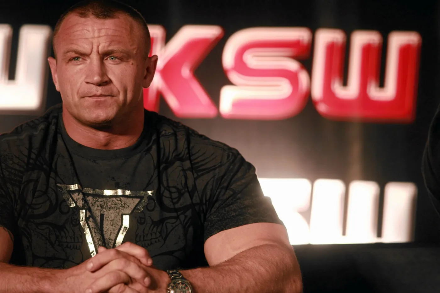 5883265-mariusz-pudzianowski.jpg