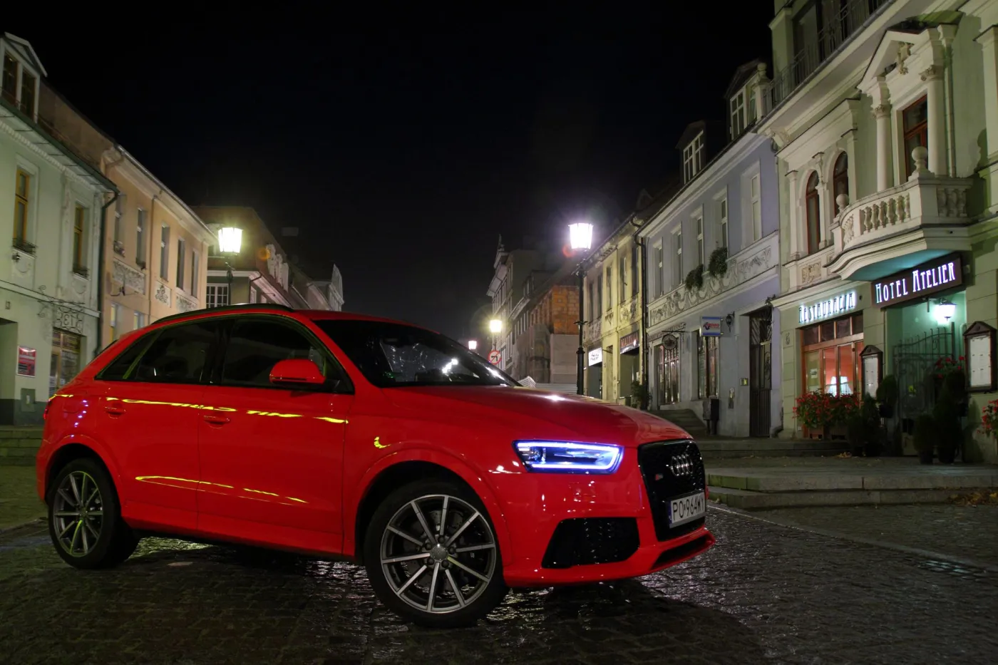 5549915-audi-rs-q3-szybki-suv.jpg