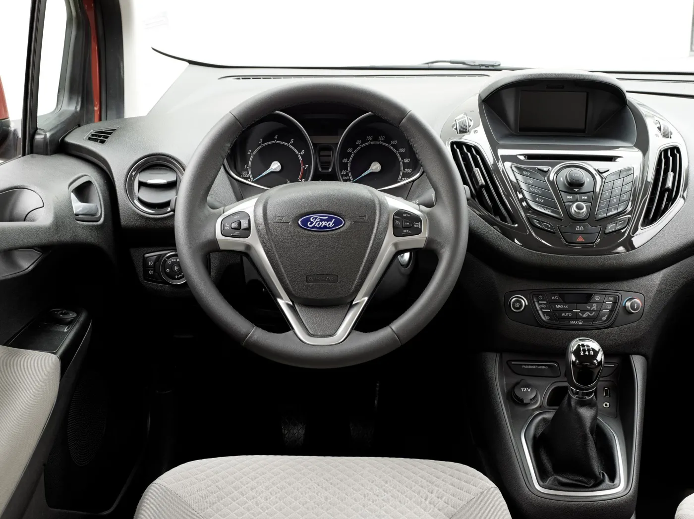 6246616-ford-tourneo-courier.jpg