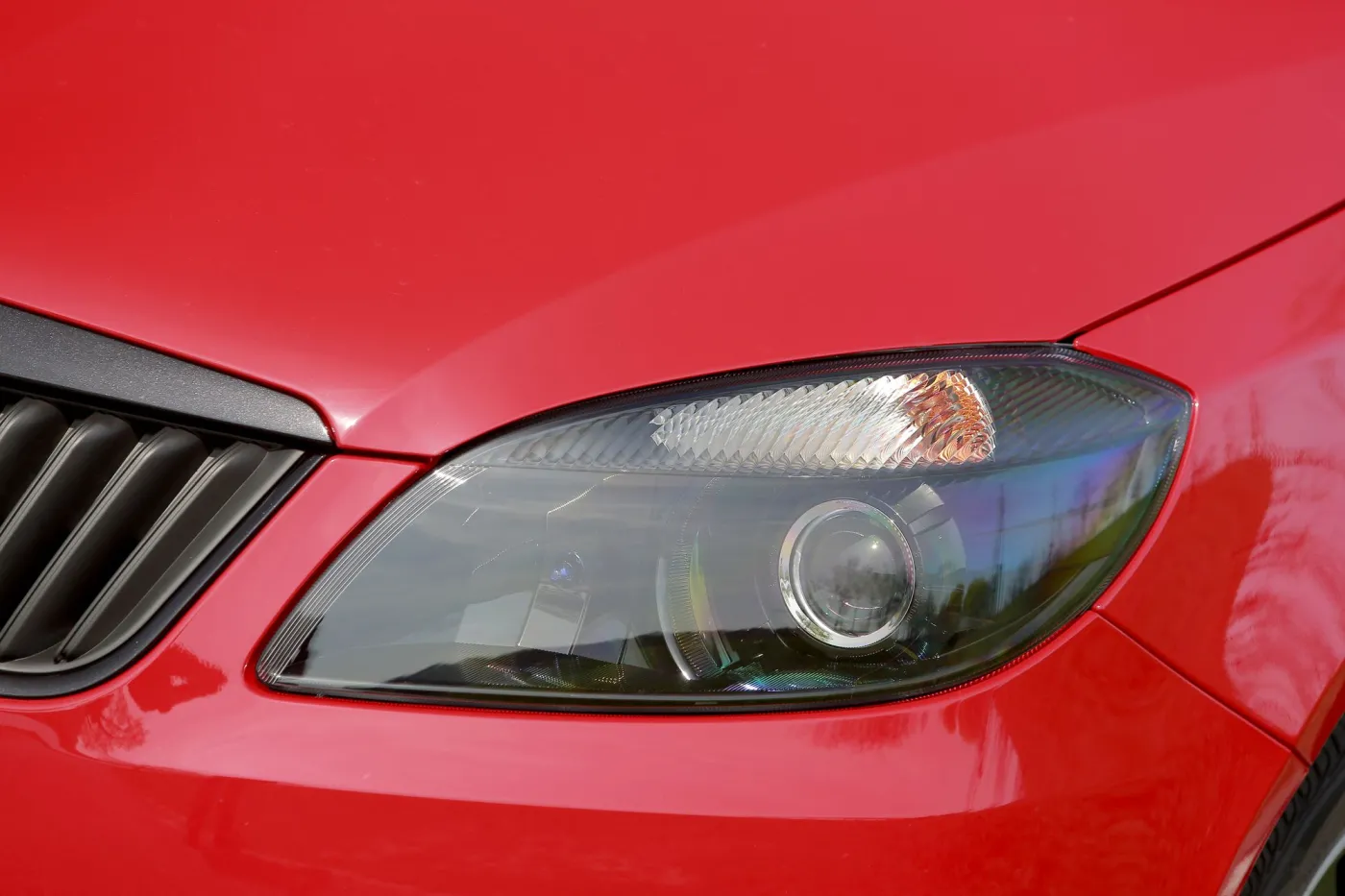Skoda wprowadziła do Polski nowy model! Zobacz, jak wygląda roomster noire. ZDJĘCIA