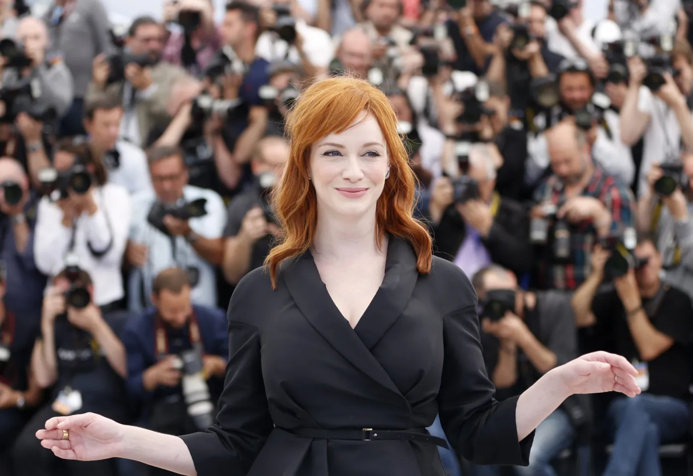 6318209-christina-hendricks.jpg