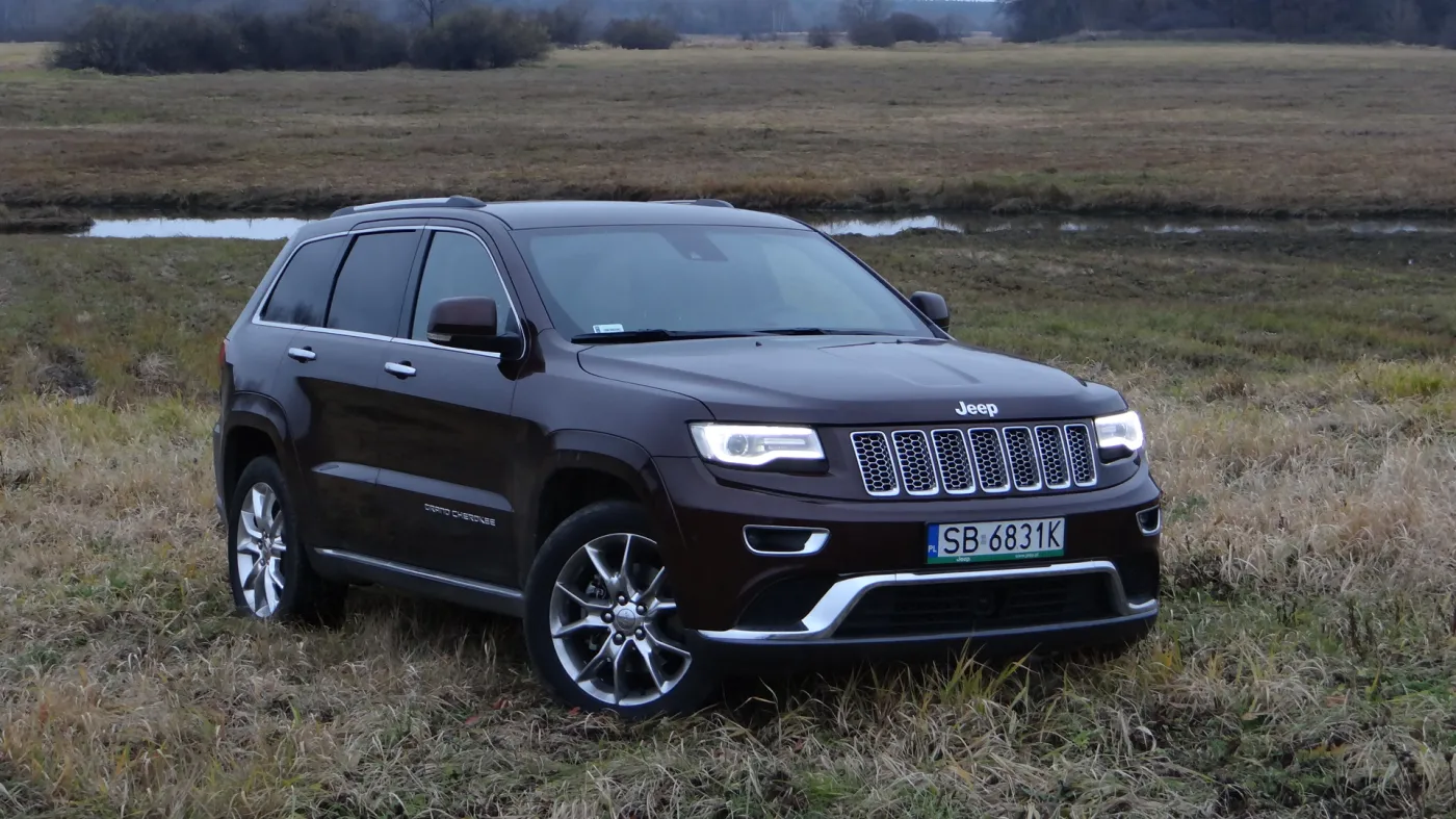 6607816-jeep-grand-cherokee.jpg