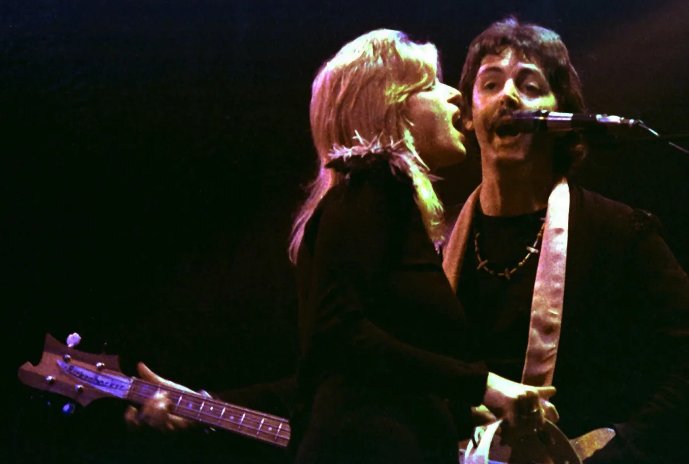 6661482-paul-mccartney-wings.jpg