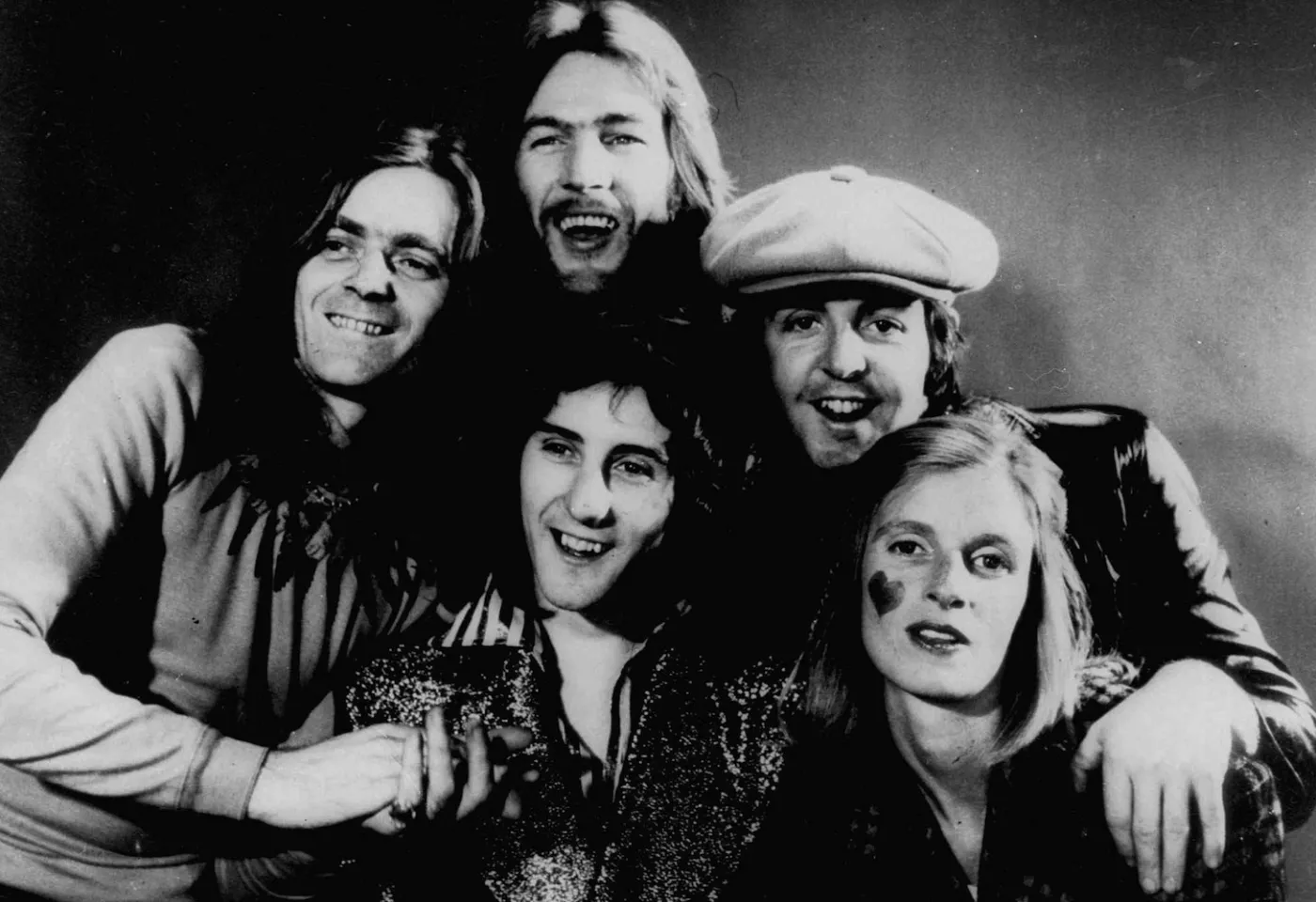 6661511-paul-mccartney-wings.jpg