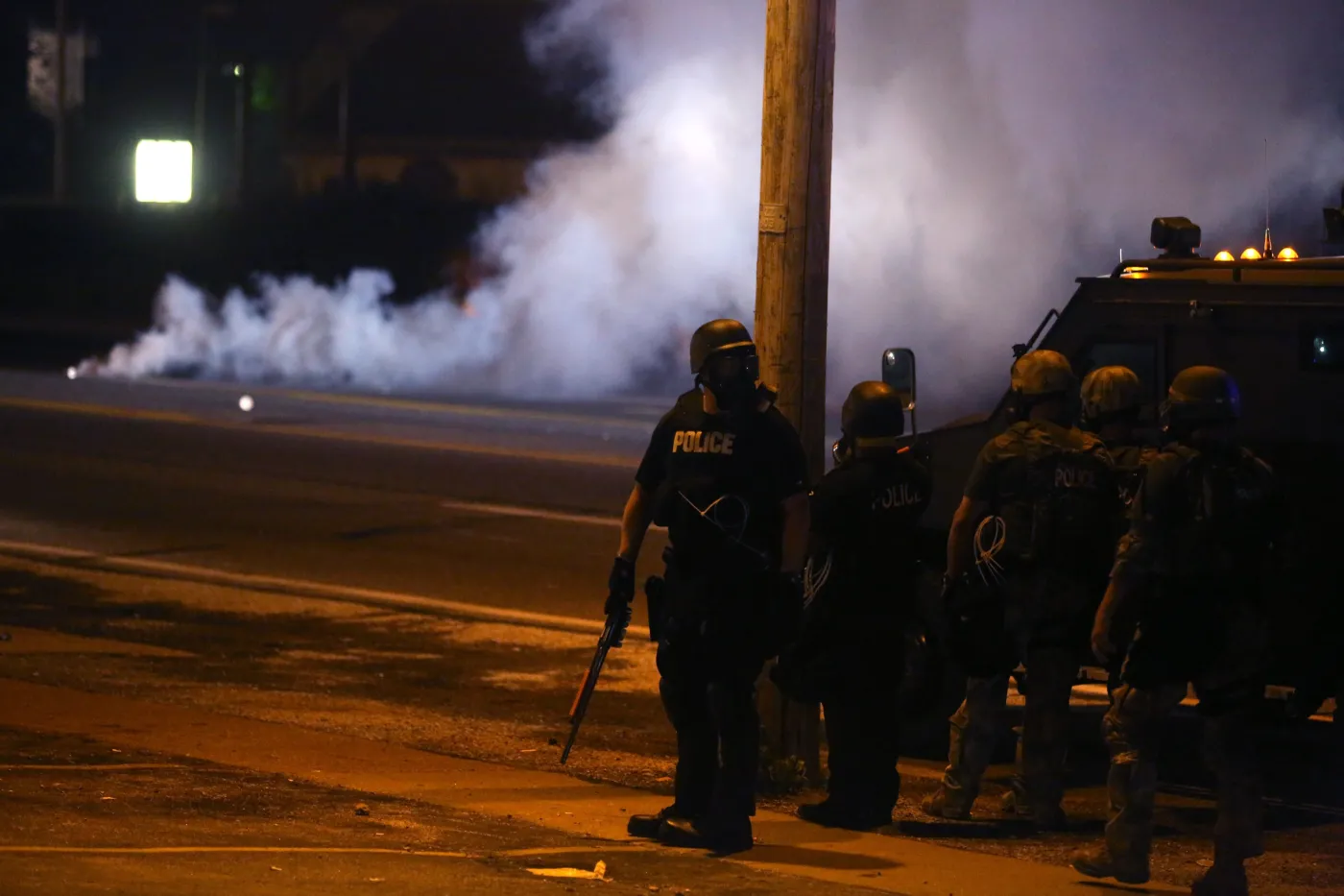 6685270-protesty-w-ferguson.jpg