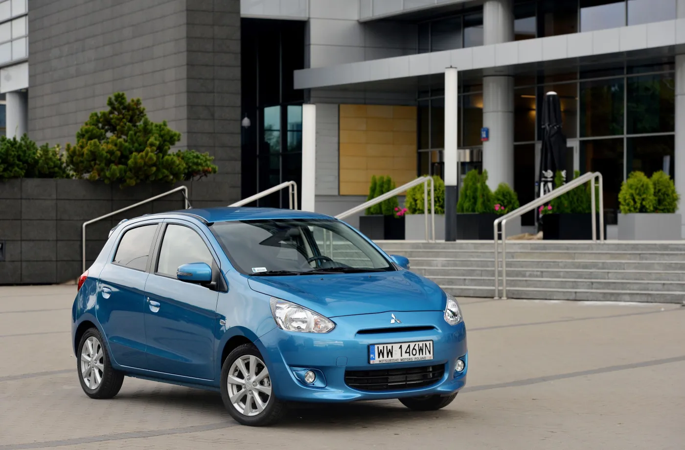 6758573-mitsubishi-space-star.jpg