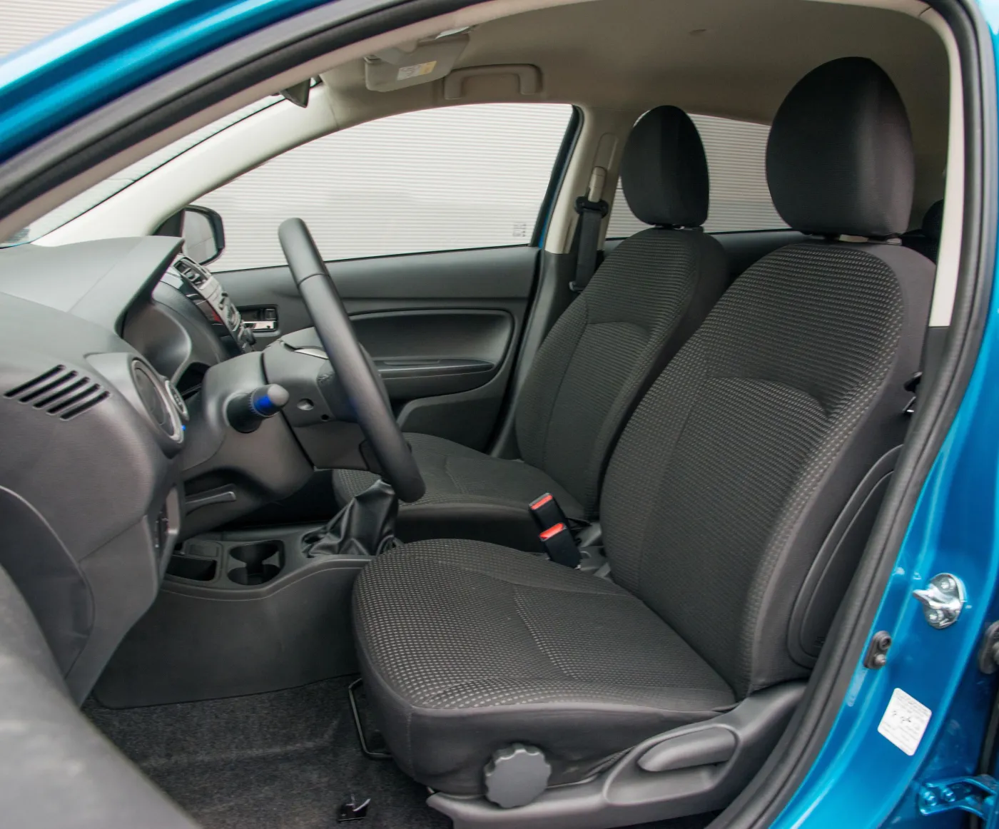 6758399-mitsubishi-space-star.jpg