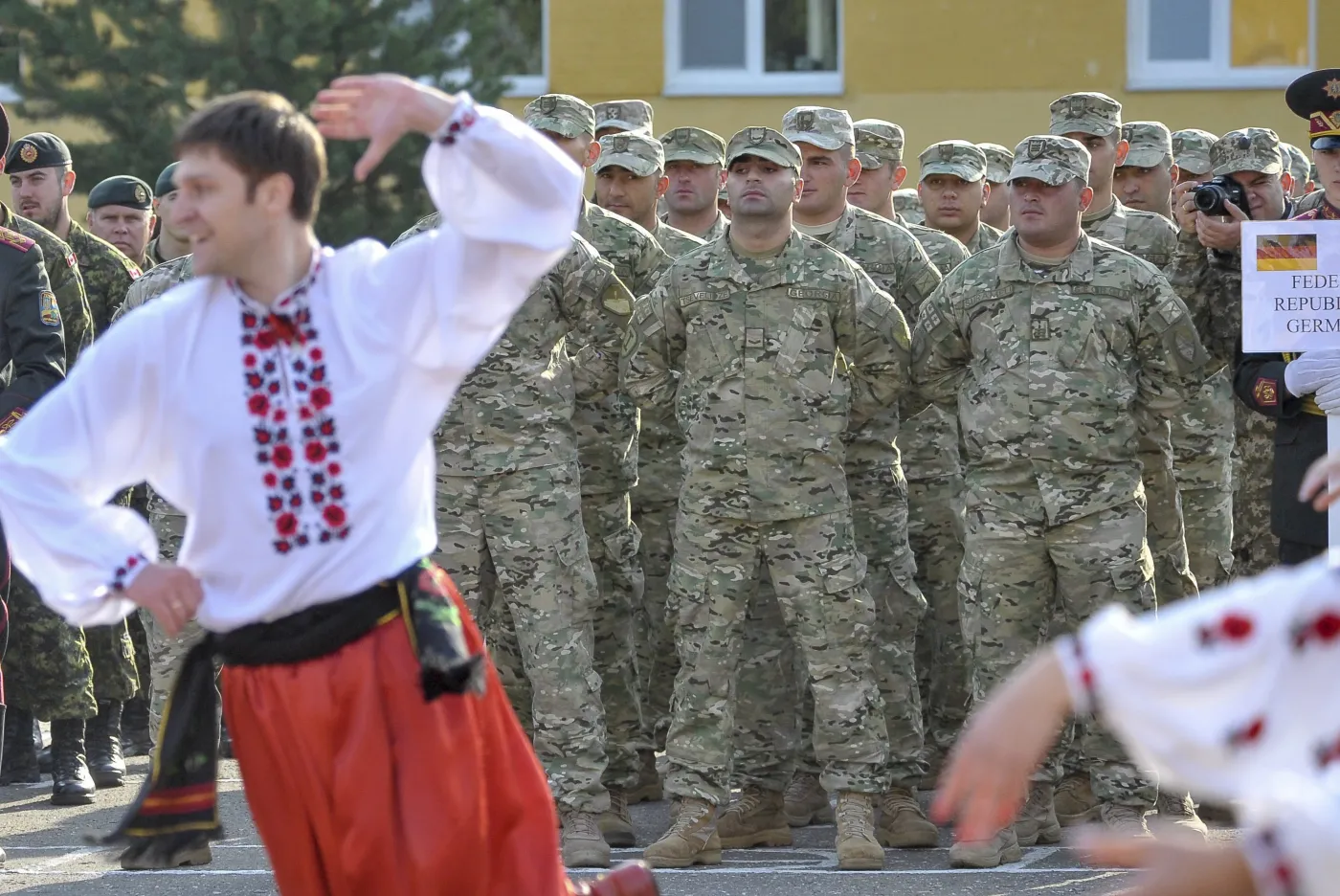 Manewry NATO na Ukrainie. Na poligonie są też Polacy