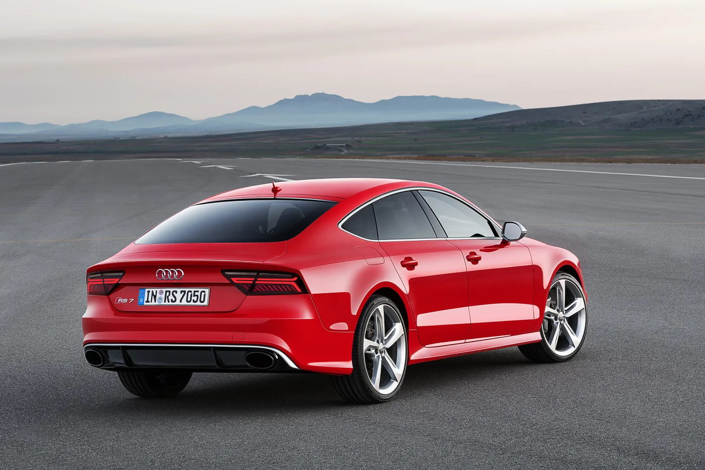 6370992-audi-rs-7-sportback.jpg