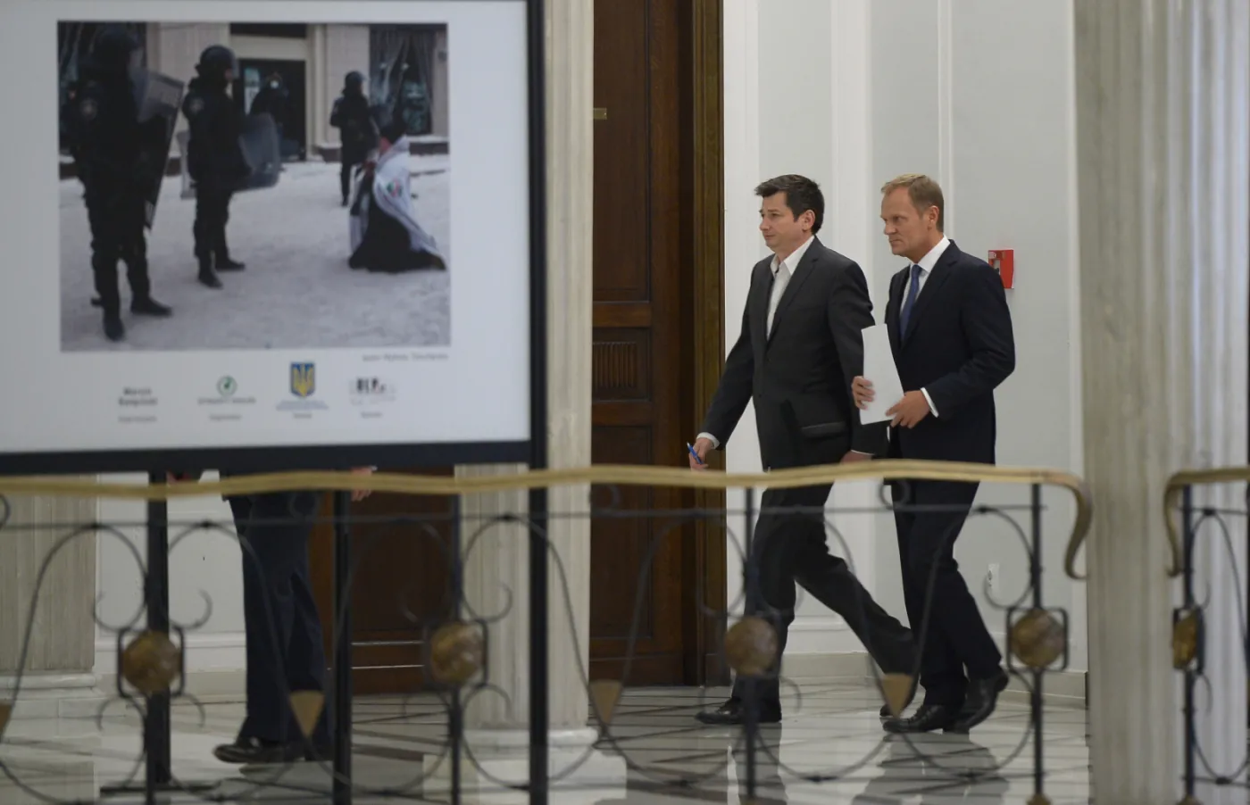 6483481-ostachowicz-tusk-sejm.jpg