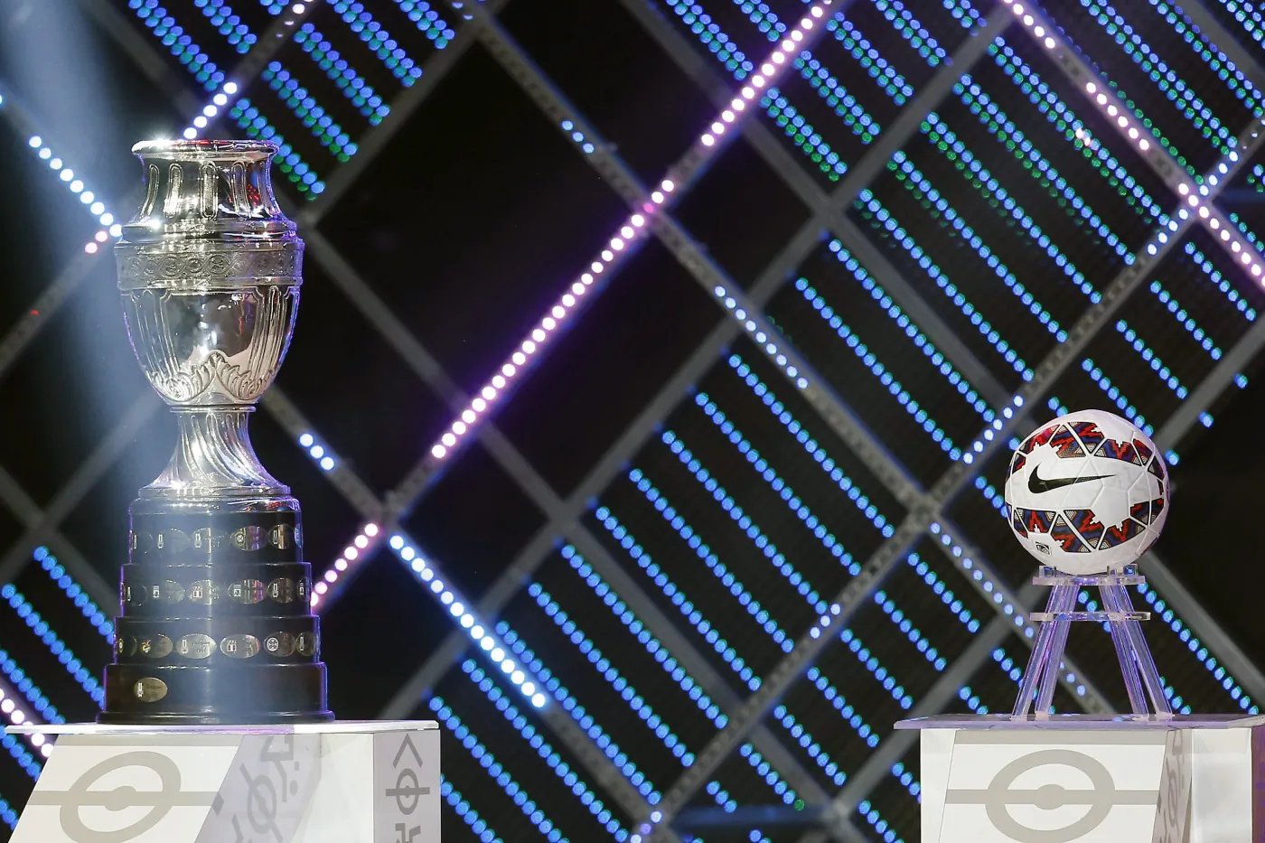 Copa America: Brazylia z Kolumbią i Argentyna z Urugwajem w grupach