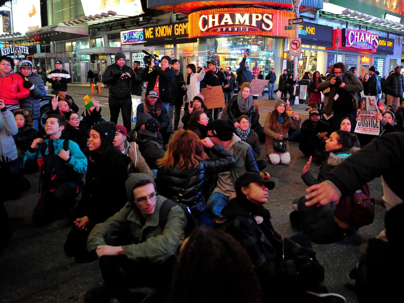 7150755-protest-w-nowym-jorku.jpg